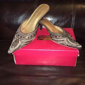 Amanda Smith Mules Sz. 9M